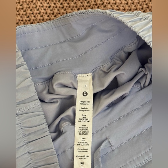 Lululemon Track That MR Periwinkle Running Shorts 5” in US Women’s Size 4 - Picture 8 of 8